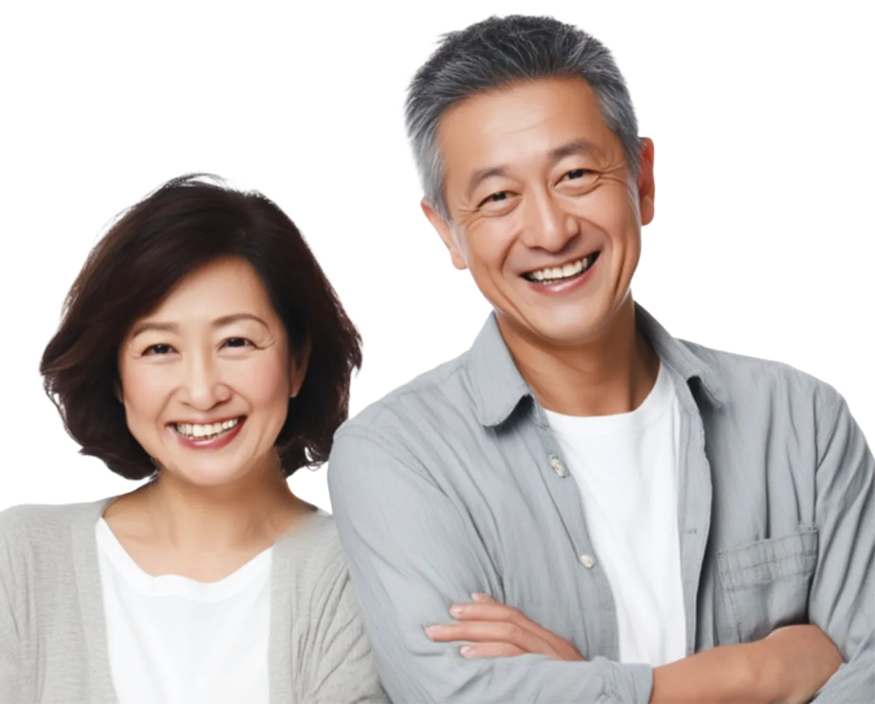 白い歯がきれいな笑顔の夫婦